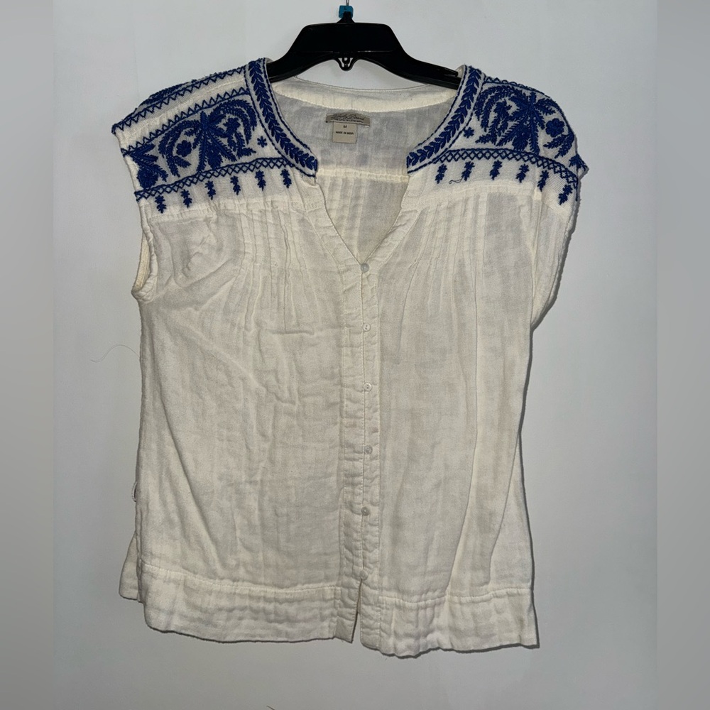 Lucky Brand Sleeveless embroidered peasant top